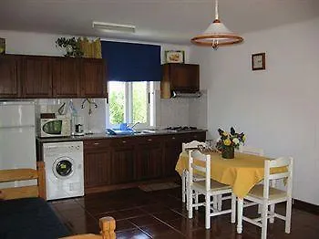 Ξενοδοχείο Quinta Das Acacias Guest Houses Πόντα Ντελγάδα