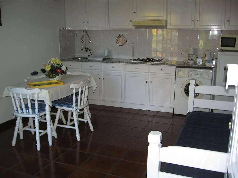 Quinta Das Acacias Guest Houses Πόντα Ντελγάδα 3*,  Πορτογαλία