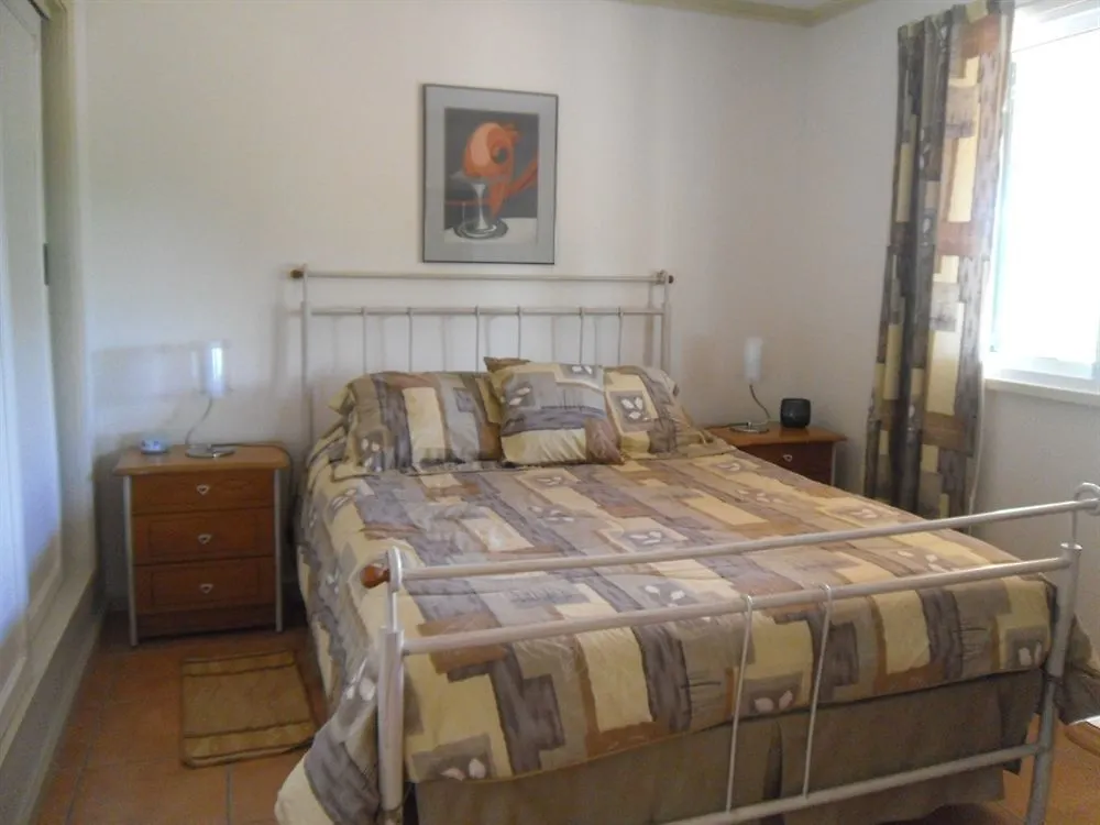 Ξενοδοχείο Quinta Das Acacias Guest Houses Πόντα Ντελγάδα