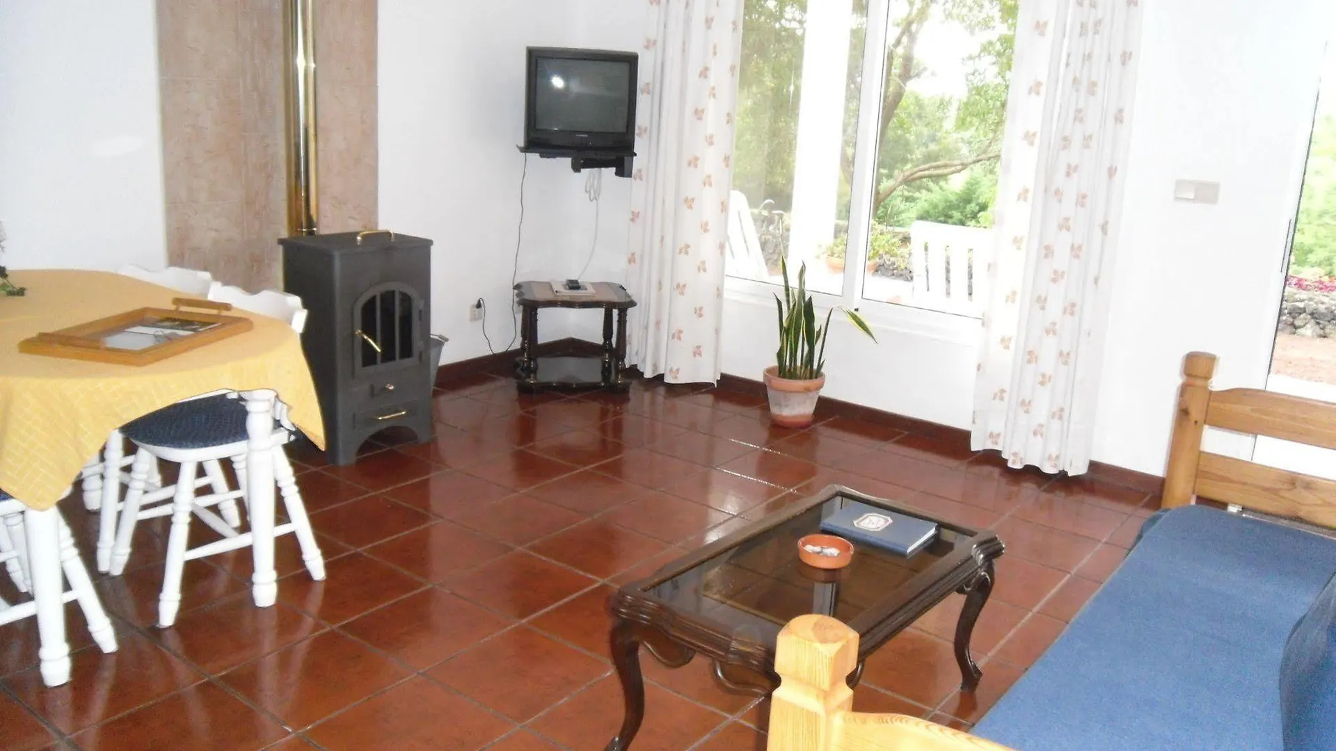 Quinta Das Acacias Guest Houses Πόντα Ντελγάδα 3*,